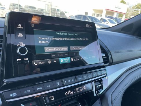 Used 2025 Honda Odyssey Sport-L image 41