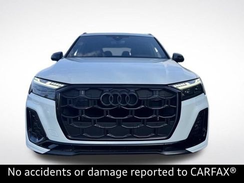 Certified 2025 Audi SQ7 Prestige AWD/4WD image 4