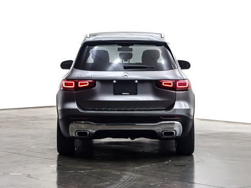 Used 2023 Mercedes-Benz GLB 250 GLB 250 SUV image 4