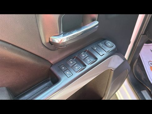 Used 2017 Chevrolet Silverado 1500 LT w/ All Star Edition AWD/4WD image 8