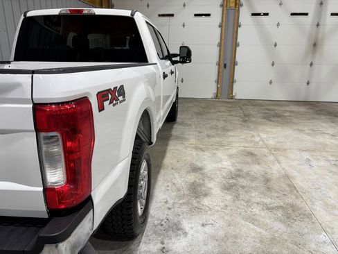 Used 2019 Ford F250 XLT w/ XLT Value Package image 10