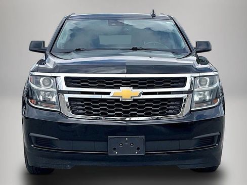 Used 2020 Chevrolet Suburban LT RWD image 3