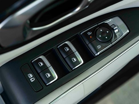 Used 2025 Kia Sorento EX FWD image 38