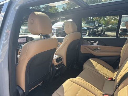 Certified 2024 Mercedes-Benz GLS 450 4MATIC image 23