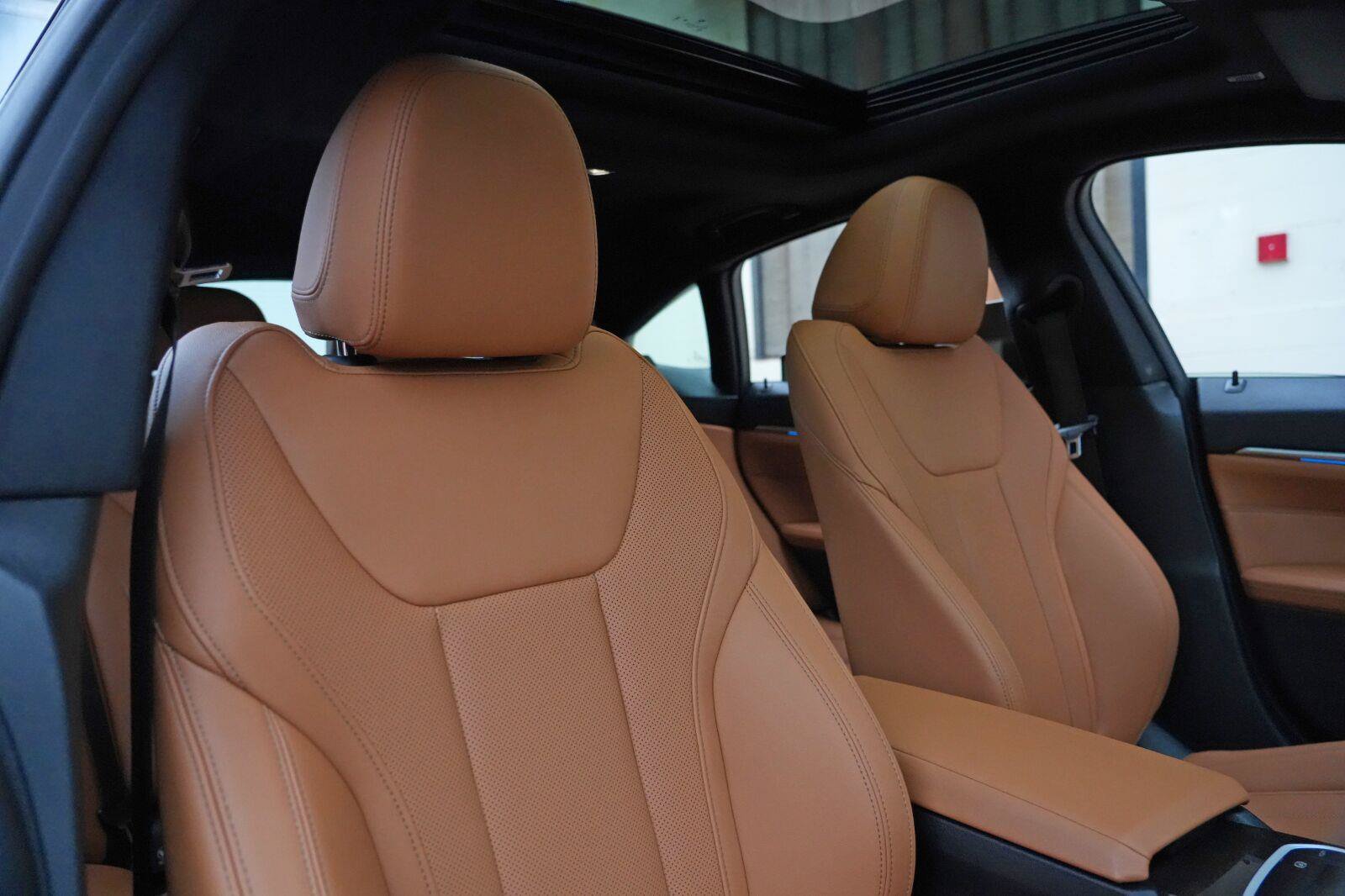 Used 2023 BMW i4 eDrive35 w/ Premium Package RWD image 43