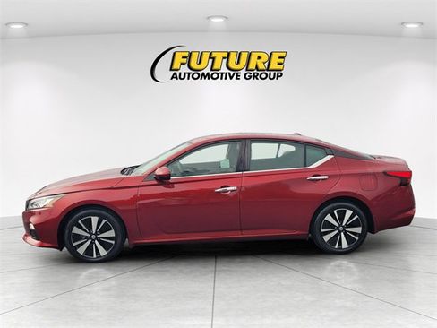 Used 2022 Nissan Altima 2.5 SV image 8