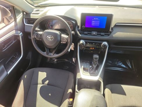 Used 2024 Toyota RAV4 LE image 11