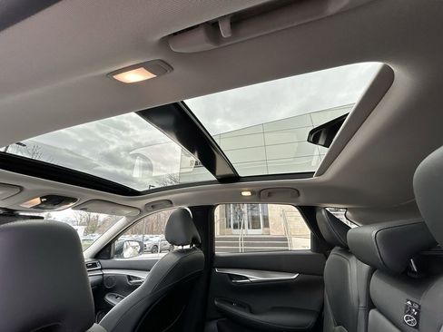 Certified 2023 INFINITI QX50 Luxe image 24