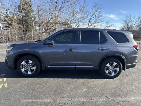 Certified 2025 Honda Pilot EX-L image 9