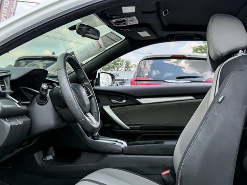 Used 2017 Honda Civic EX-T image 6