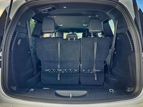 New 2026 Chrysler Pacifica Select image 34