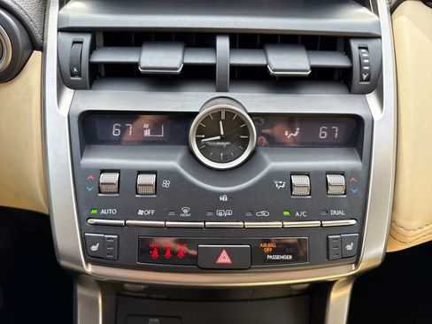 Used 2018 Lexus NX 300 FWD image 22