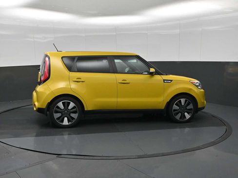 Used 2014 Kia Soul ! w/ Sun & Sound Package FWD image 9