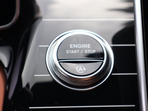 New 2025 Mercedes-Benz S 580 4MATIC Sedan image 28