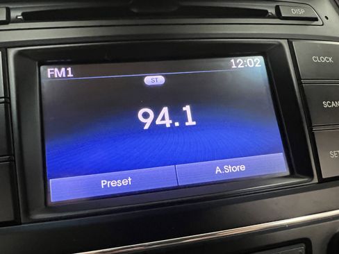 Used 2017 Hyundai Santa Fe Sport image 19