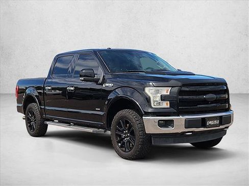 Used 2017 Ford F150 Lariat w/ Equipment Group 502A Luxury AWD/4WD image 3
