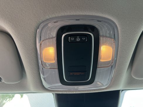 Used 2021 Hyundai Elantra SE image 36