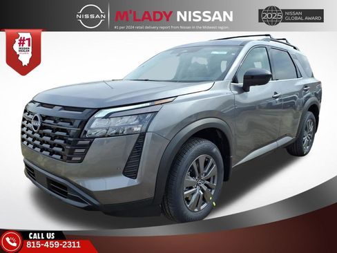 New 2026 Nissan Pathfinder SV image 3