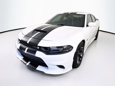 Used 2020 Dodge Charger Scat Pack w/ Plus Group image 3