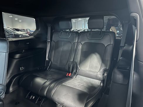 Used 2021 Jeep Grand Cherokee L Laredo image 38