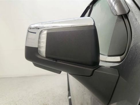 Used 2020 Chevrolet Silverado 1500 LTZ w/ LTZ Premium Package image 18