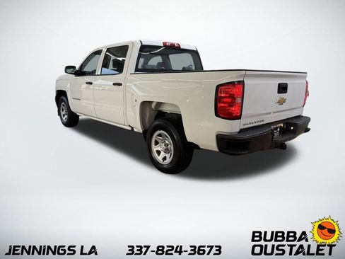 Used 2018 Chevrolet Silverado 1500 W/T w/ Trailering Package image 4