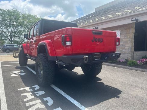 Used 2022 Jeep Gladiator Sport AWD/4WD image 5