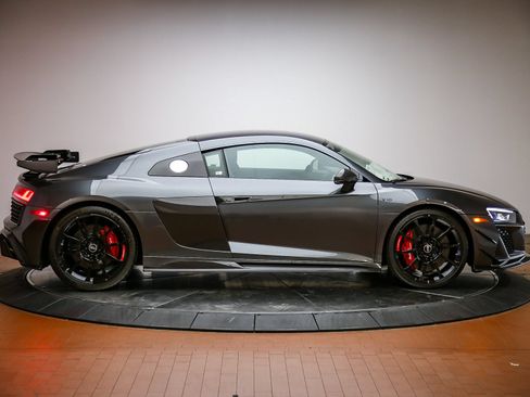 Used 2023 Audi R8 V10 GT RWD image 18