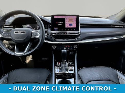 Used 2022 Jeep Compass High Altitude AWD/4WD image 7