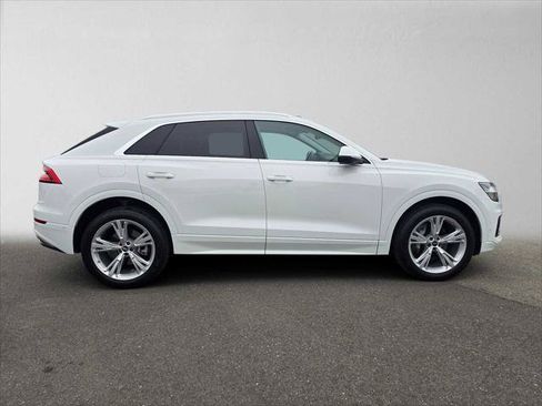 Certified 2023 Audi Q8 Premium w/ Convenience Package AWD/4WD image 2