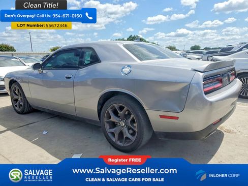 Used 2018 Dodge Challenger SXT Plus RWD image 3