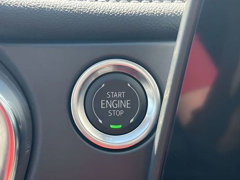 Certified 2025 Chevrolet Blazer LT w/ Convenience Package image 16