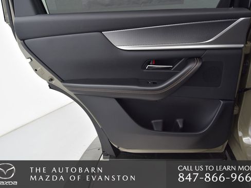 Certified 2025 MAZDA CX-70 Plug-In Hybrid w/ Premium Plus image 32