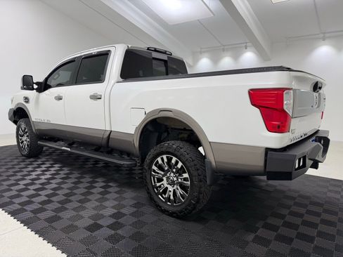 Used 2019 Nissan Titan Platinum Reserve w/ Platinum Utility Package AWD/4WD image 5