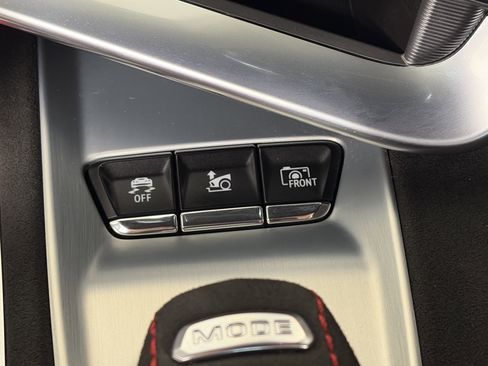 Used 2023 Chevrolet Corvette Stingray Premium Cpe w/ Z51 Performance Package image 27