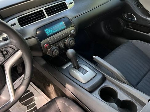 Used 2014 Chevrolet Camaro LS RWD image 27