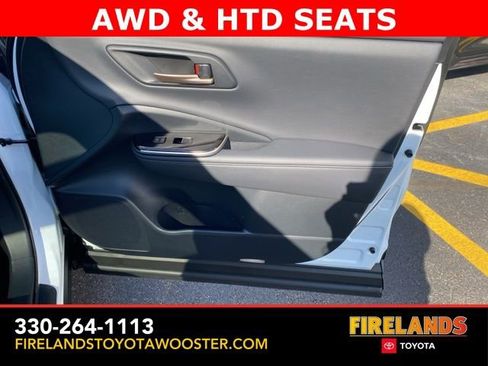 New 2025 Toyota Crown Signia image 47