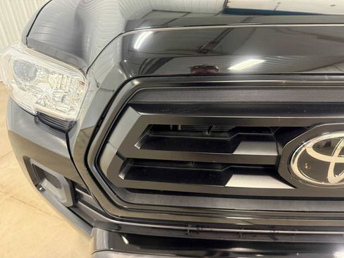 Certified 2023 Toyota Tacoma SR AWD/4WD image 4