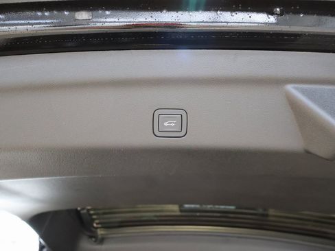 New 2026 Chevrolet Tahoe High Country image 39