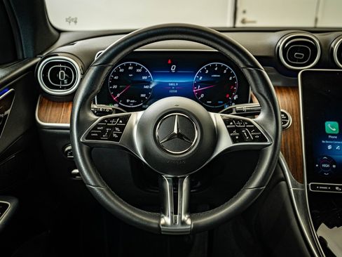 Certified 2025 Mercedes-Benz GLC 300 4MATIC image 28