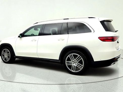 Used 2025 Mercedes-Benz GLS 450 4MATIC image 7