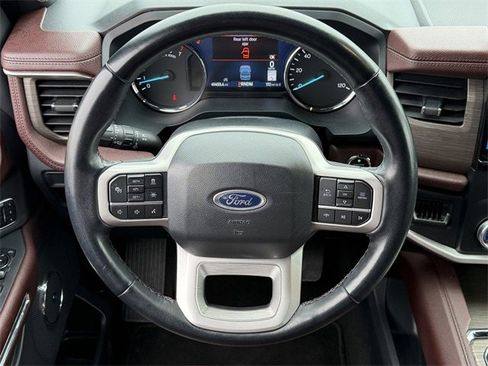 Used 2024 Ford Expedition Max Limited image 14