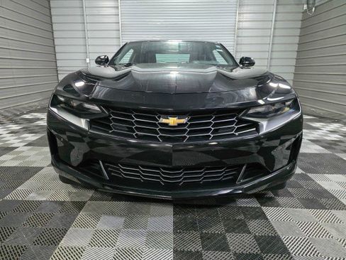 Used 2019 Chevrolet Camaro LT RWD image 3