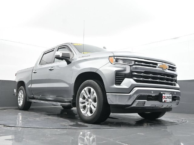 Used 2023 Chevrolet Silverado 1500 LTZ AWD/4WD image 25