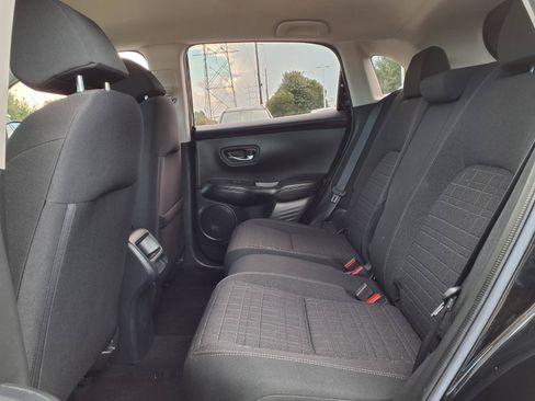 Used 2024 Honda HR-V LX image 18