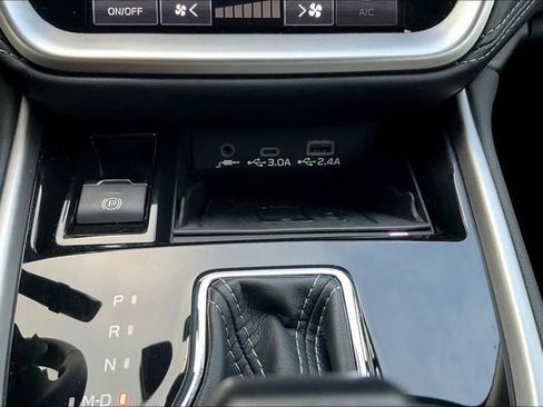 Used 2024 Subaru Legacy Limited image 31