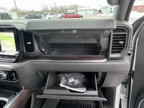 Used 2023 GMC Sierra 1500 SLT w/ SLT Premium Package image 34