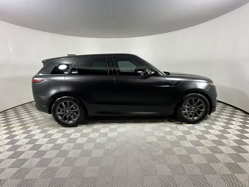 Used 2025 Land Rover Range Rover Sport Dynamic SE image 6
