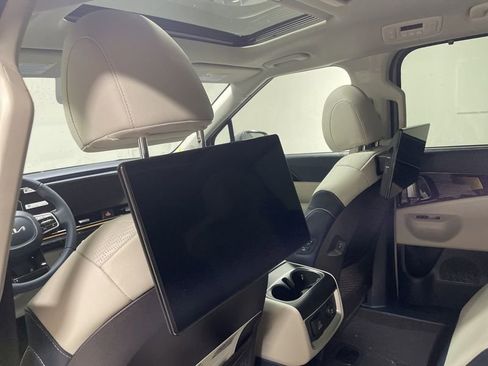 New 2026 Kia Carnival SX Prestige image 18