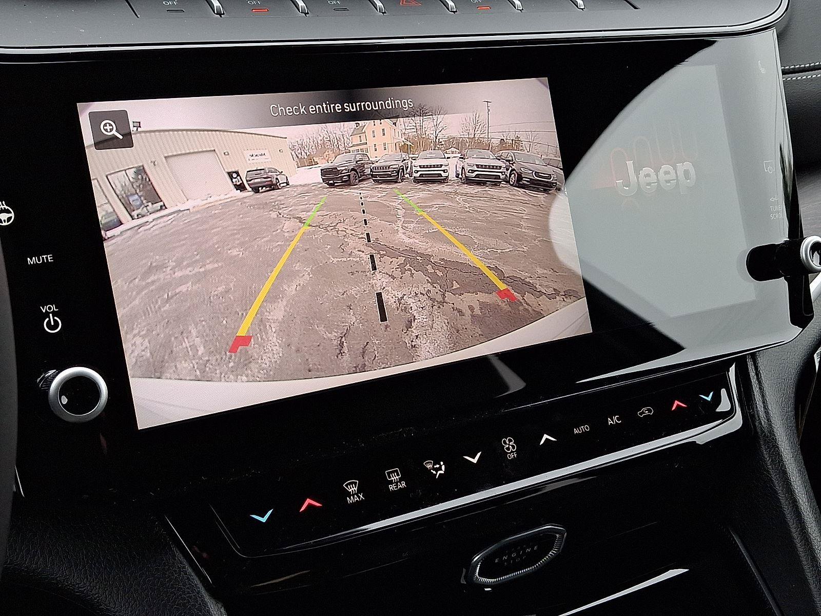 New 2026 Jeep Grand Cherokee Altitude AWD/4WD image 15